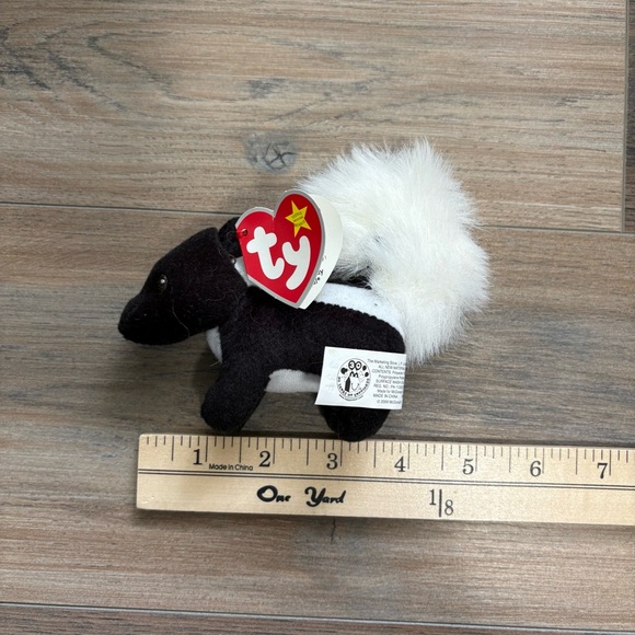 (2009) McDonald’s Ty Teenie Beanie 30th Anniversary “Skunkers” the Skunk 5” - Picture 5 of 5